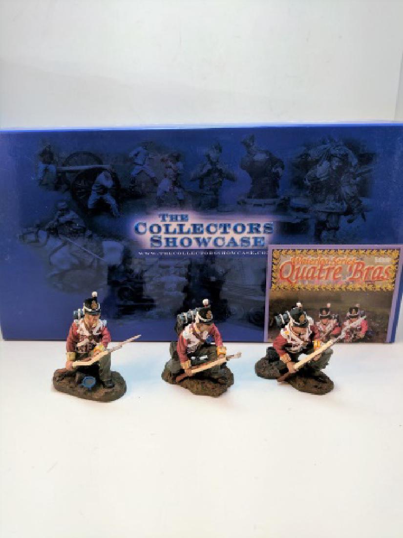 Collectors Showcase CS00310 28th Kneeling: 3 Pieces Condition Excellent(1 Broken Gun Tip) Box Excellent