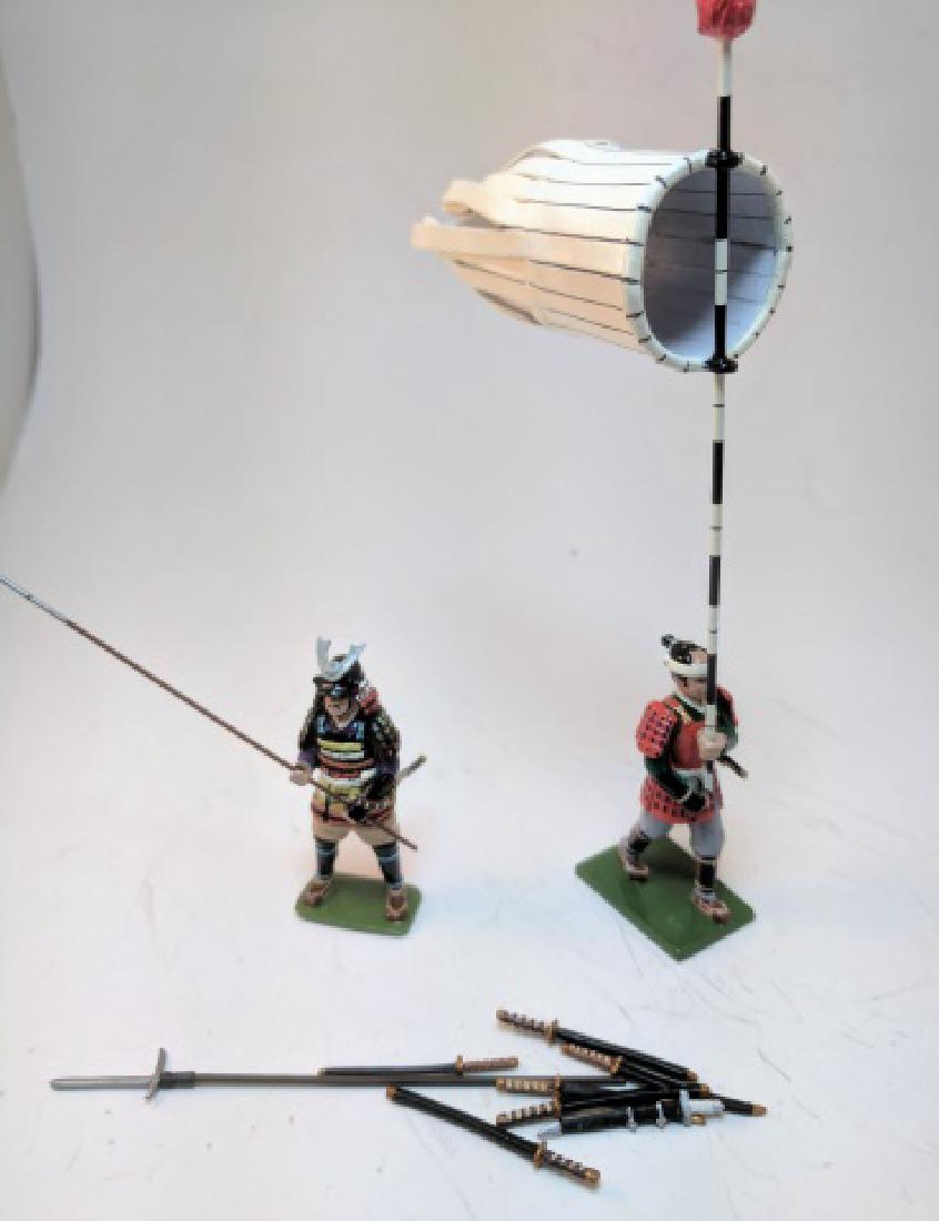 Monarch Marching with Windsock Plus Extra Weapons: 3 Pieces Condition Excellent No Box