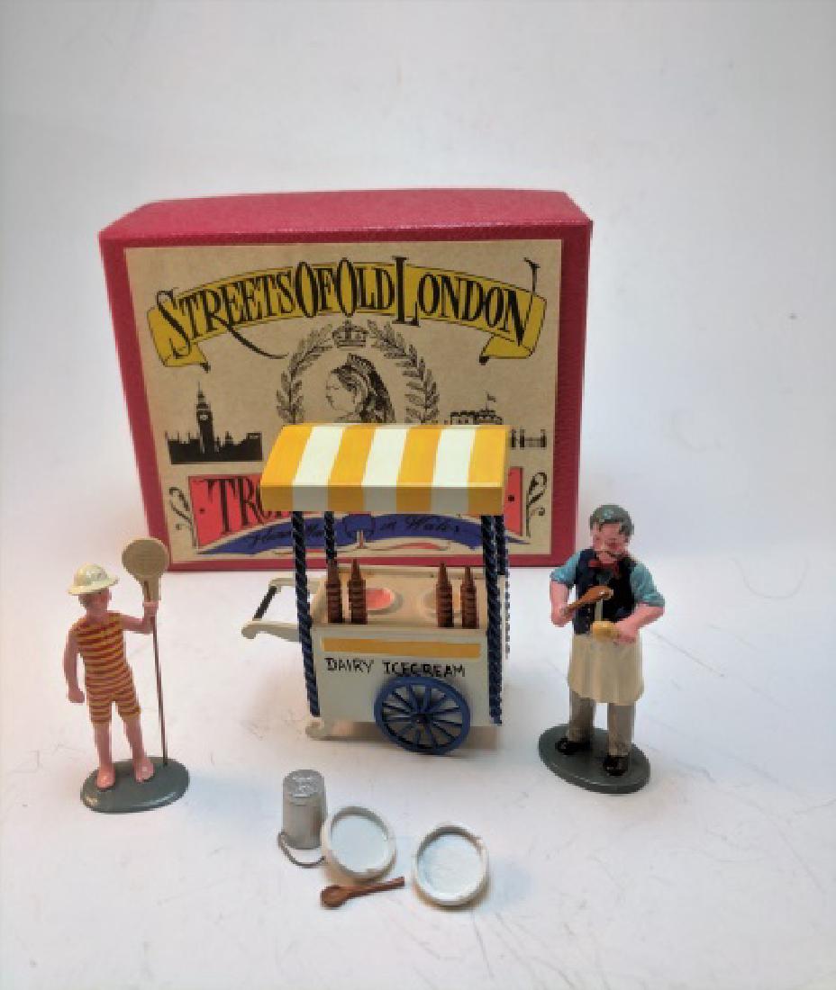 Trophy C64 Ice Cream Man: 8 Pieces Condition Excellent Box Excellent