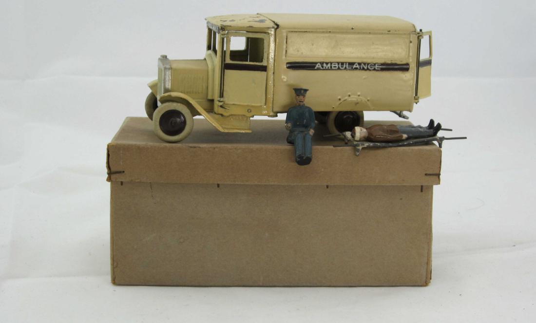 Britains #1514 Corporation Motor Ambulance (1 of 1)