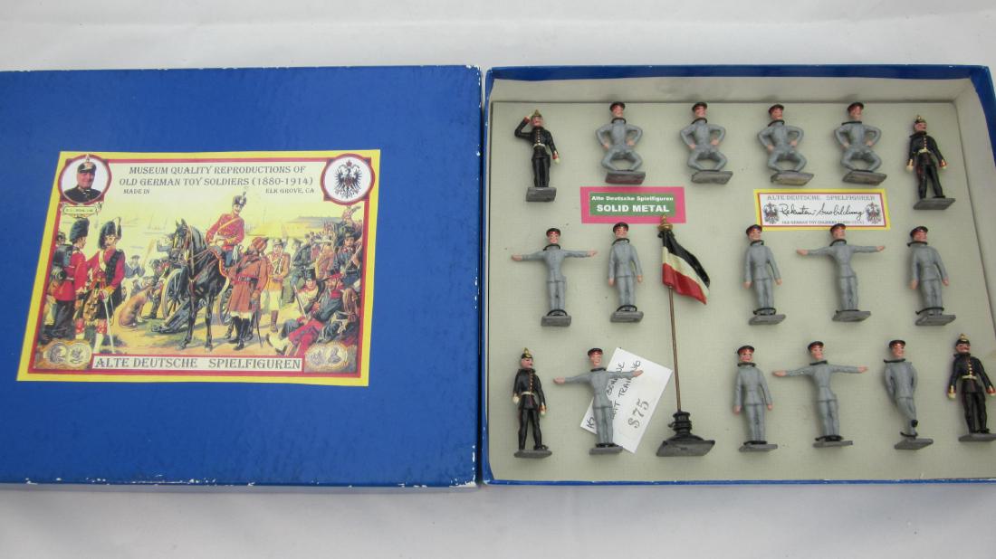 Alte Deutsche Figuren "Rekruten-Susbildung" (1 of 1)