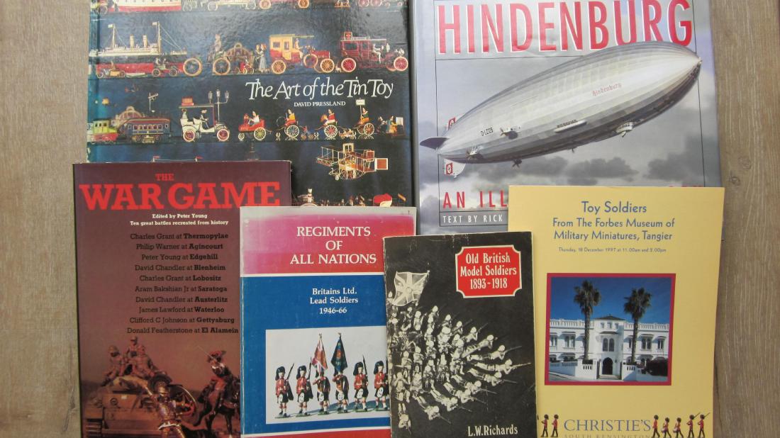 Coffee Table Toy Soldier Books & References (1 of 1)