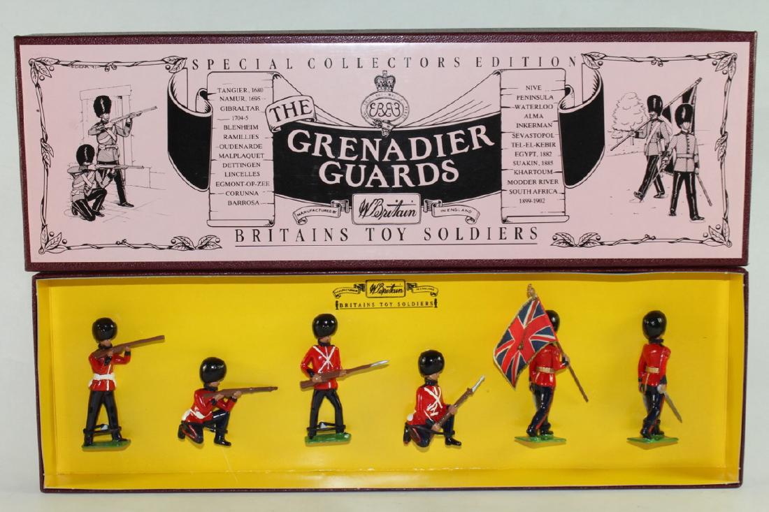 Britains Set #8810 The Grenadier Guards (1 of 1)