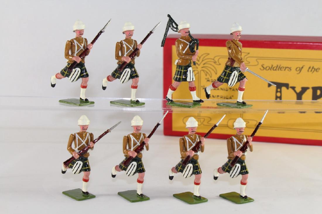 Hocker Set #1/106 Gordon Highlanders (1 of 1)