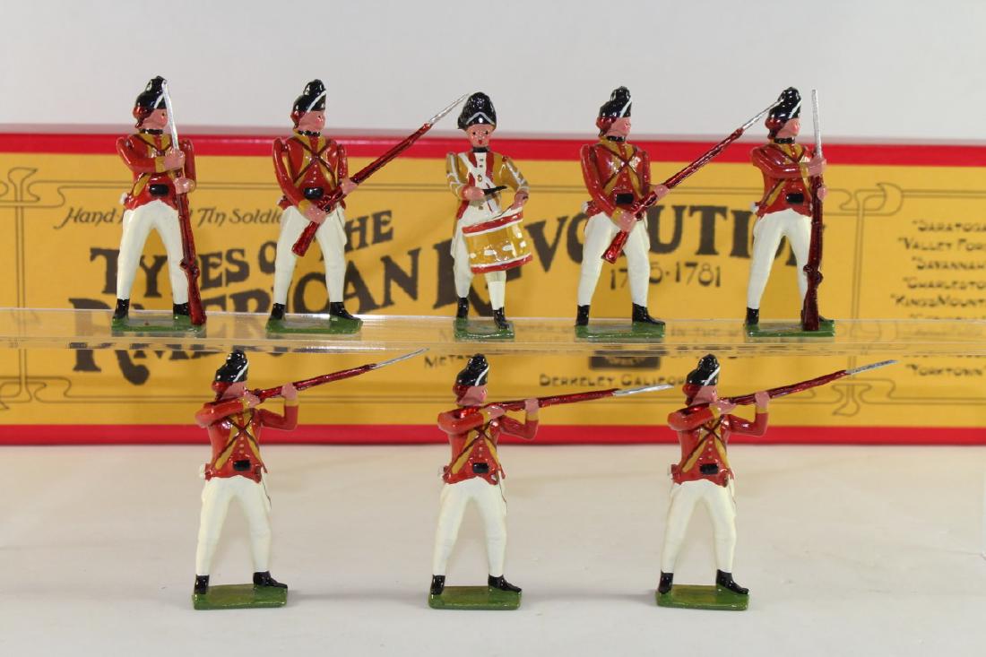 Hocker Set #164/70 British Light Infantry Firing (1 of 1)