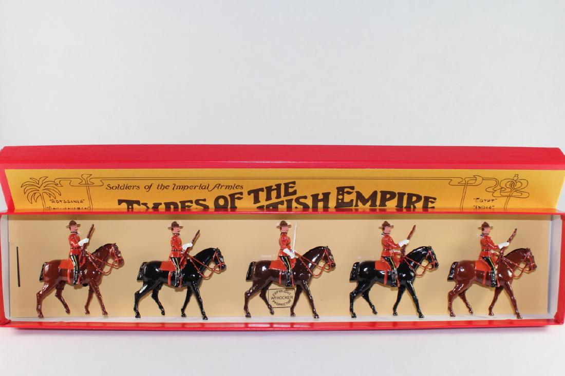 Hocker Set #213/27 North West Mounted Police (1 of 1)