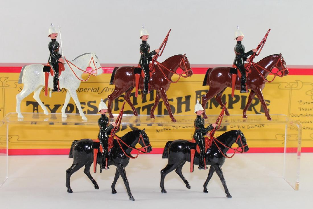 Hocker Set #215/15 Cape Mounted Rifles (1 of 1)