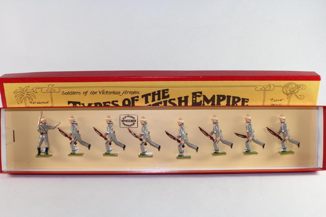 Hocker Set #31/26 Royal Berkshire Regiment (1 of 1)