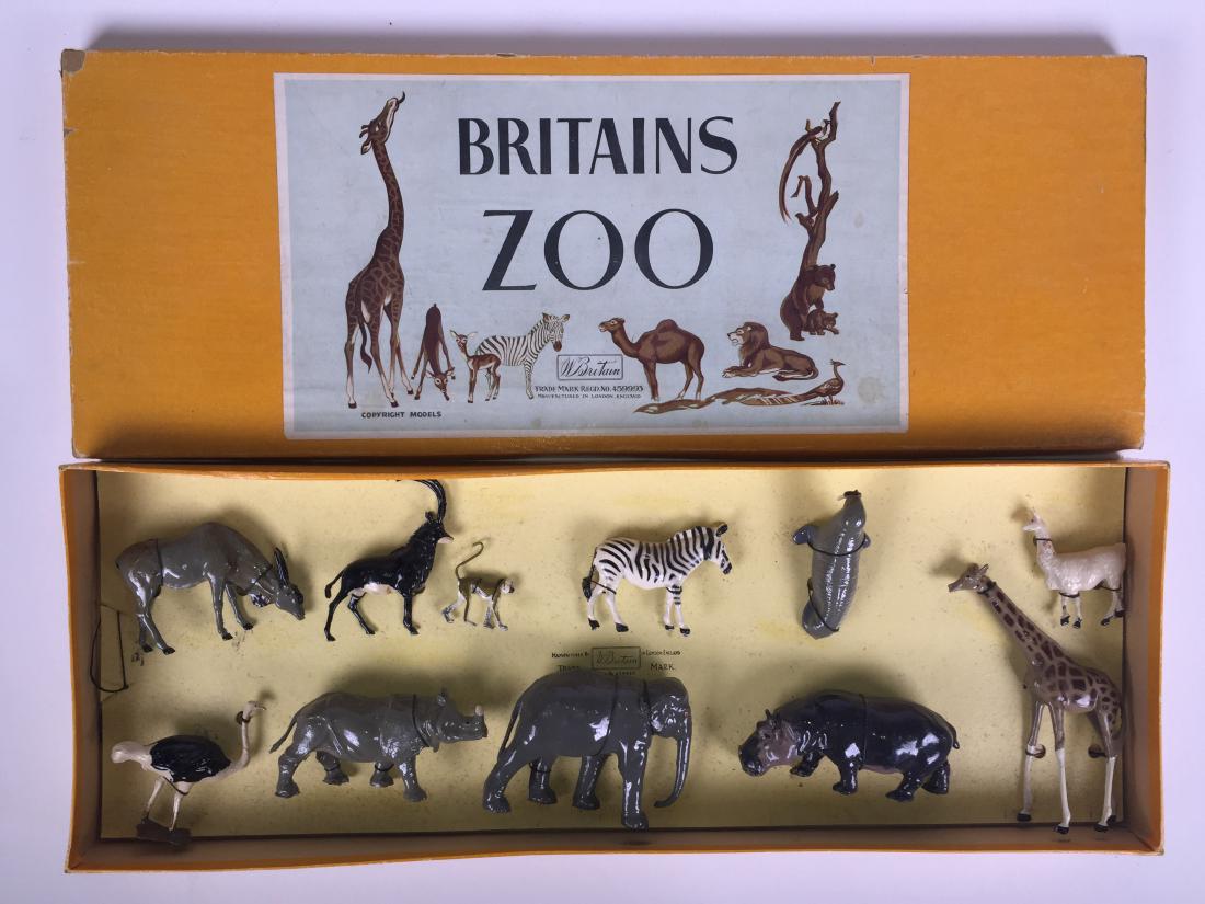 Britains Zoo Set #11Z Elephant and Friends (1 of 1)