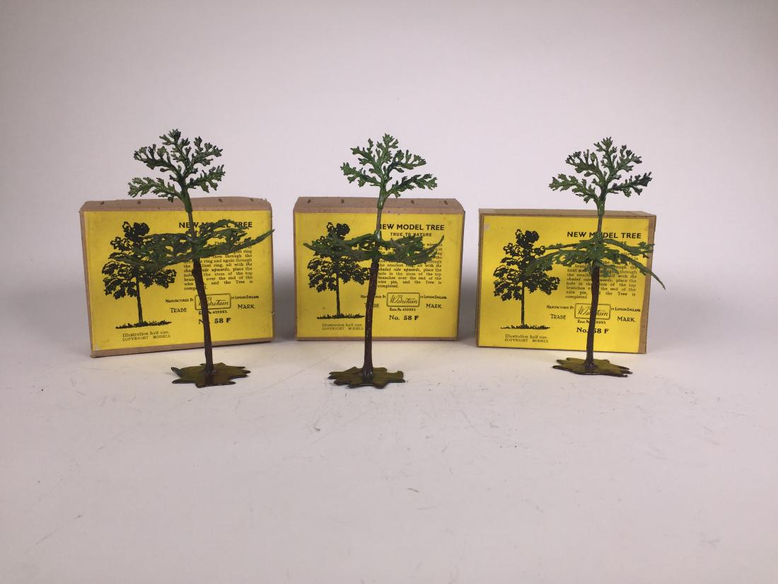 Britains Farm Set #58F Model Trees (1 of 1)