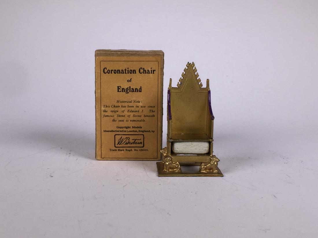 Britains Set #1474 Coronation Chair (1 of 1)