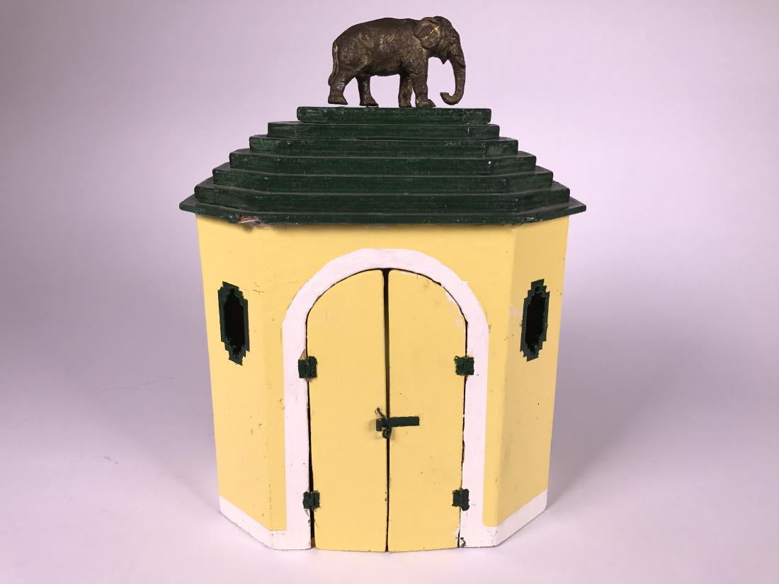 Elephant Monument with composition Elephant (1 of 2)