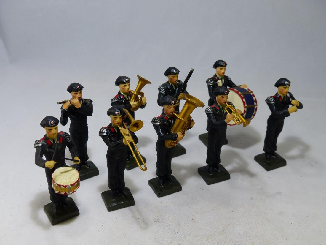 Postwar Duscha 9 Standing Panzer Band (1 of 1)