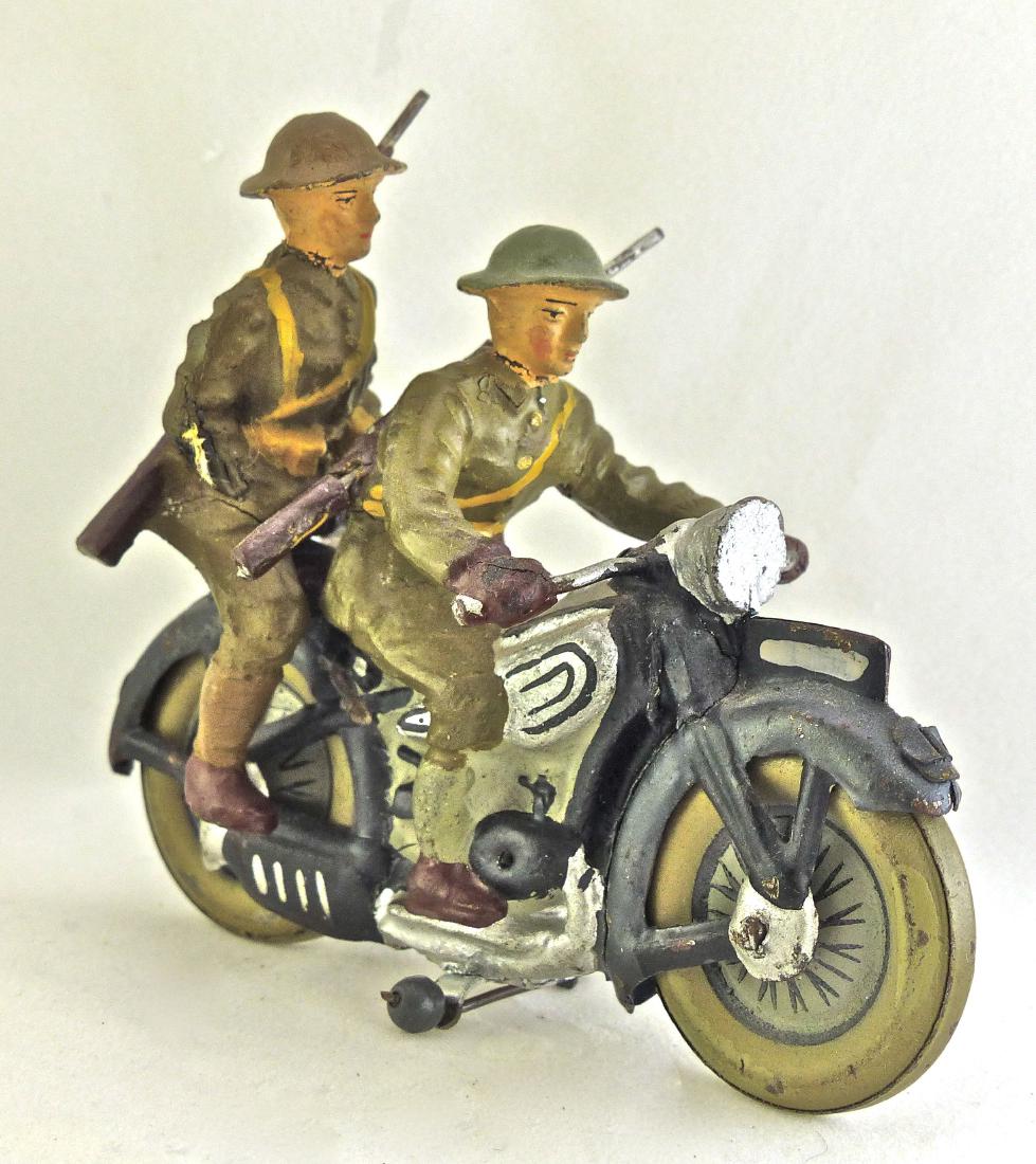 Lineol Motorcycle Movable Wheels US Soldiers (1 of 1)