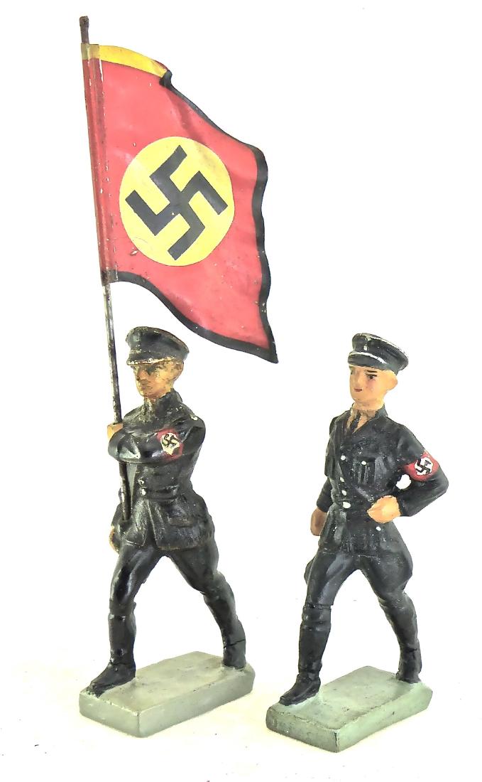 Lineol 2 SS Marching and with Flag (1 of 1)