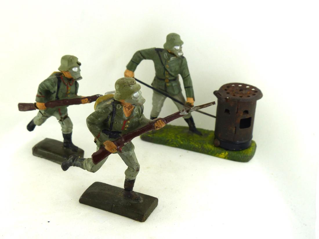 Lineol 3 German in Gas Masks Fog Vat (1 of 1)