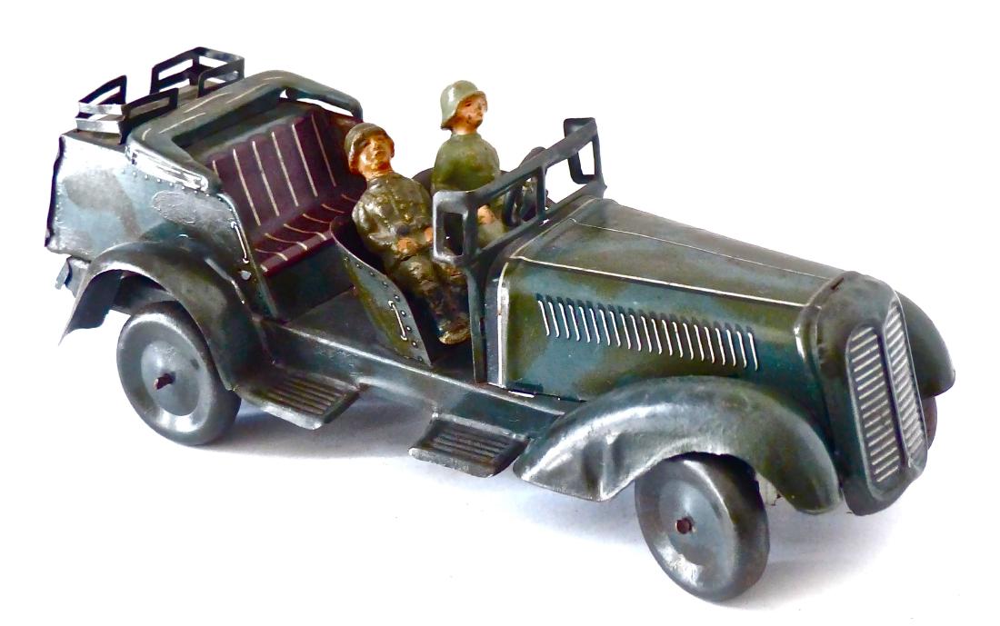 Tippco Small Kubelwagen Clockwork 2 Soldiers (1 of 1)