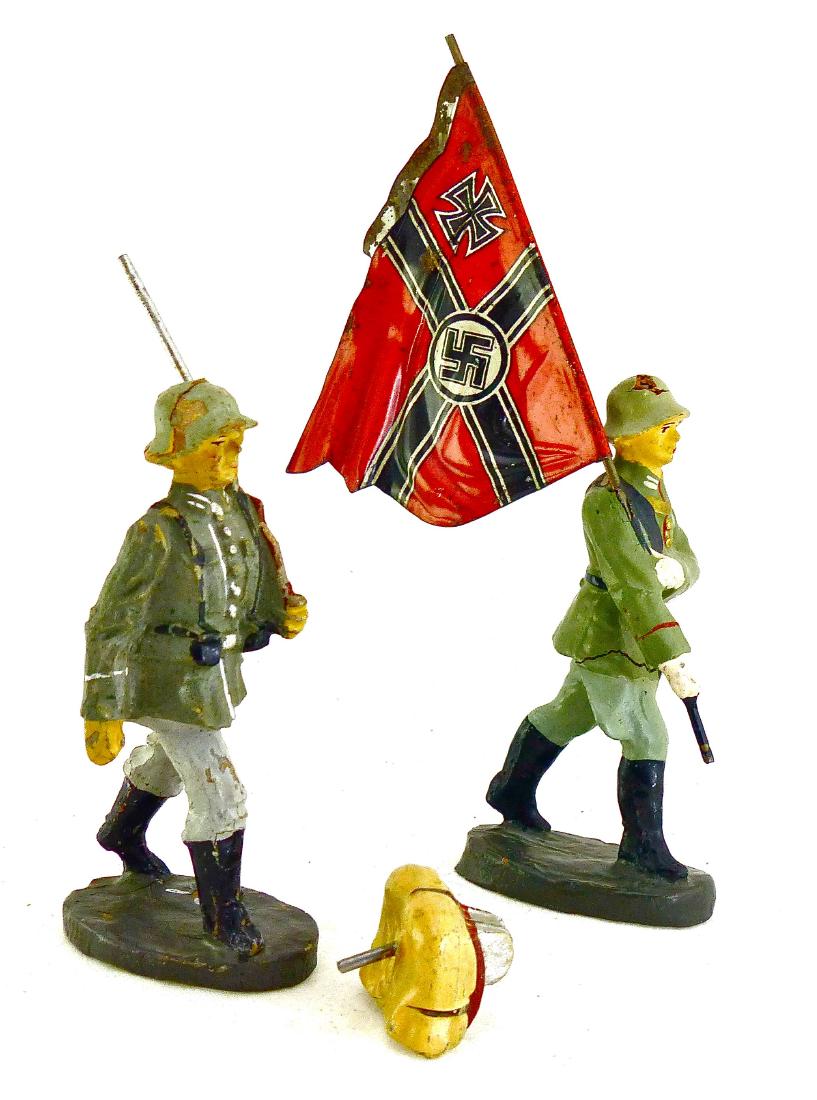 Elastolin Draped Reichskriegs Flag 1 Add A Pack (1 of 1)