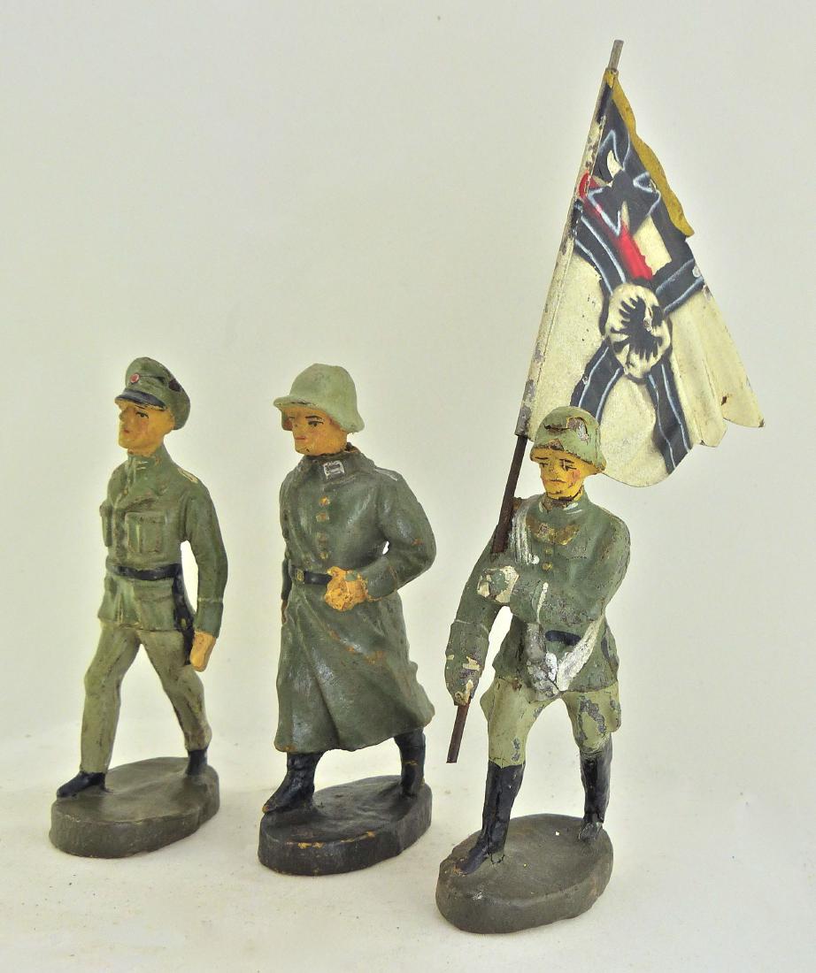 Elastolin Rare Reichkriegsfahne 3 Soldiers (1 of 1)