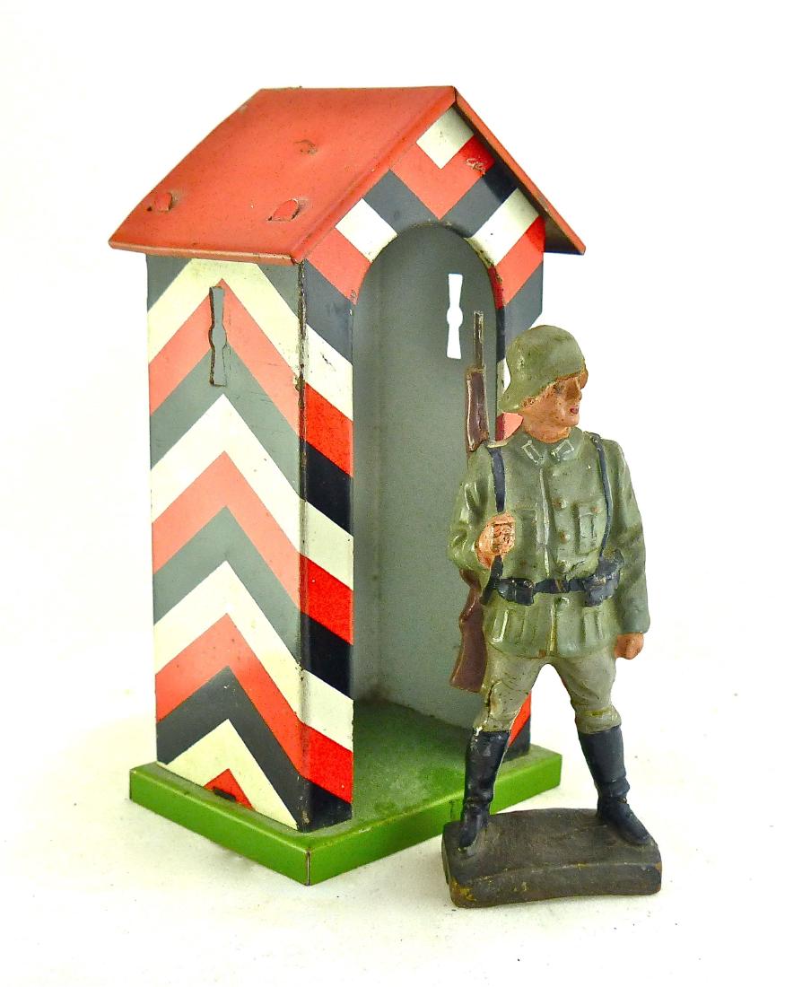 Hausser Tin Guard Shack with Lineol Guard (1 of 1)