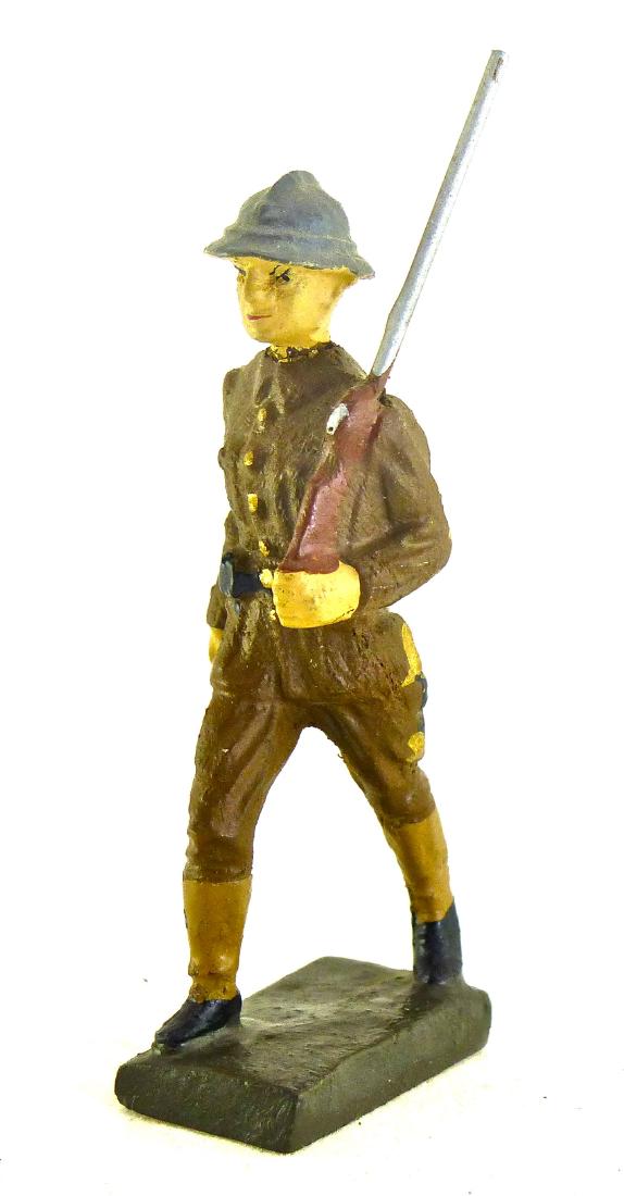 Lineol Scarce Japanese Soldier with Rifle: No cracks or apparent wear. Excellent face and paint quality. 1 Piece. 7.5 cm. Made about 1935-39. Excellent Plus.