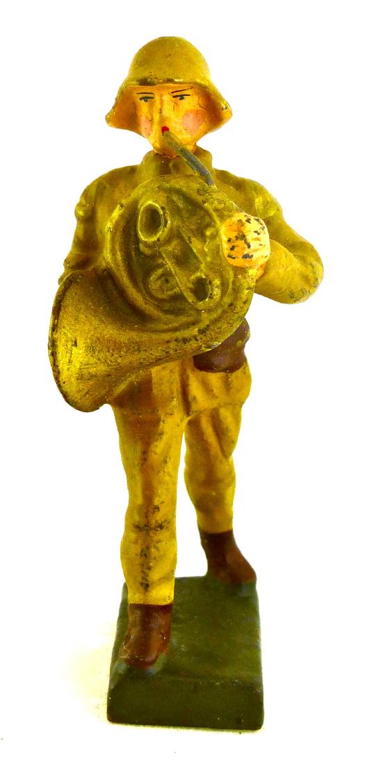 Lineol Scarce Turkish Soldiers with French Horn: No cracks or apparent wear. Note that Lineol used a Swiss, flared helmet, for the Turkish soldiers. Excellent face, paint and instrument detail. 1 Piece. 7.5 cm. Made about 1934-39. Excellent.