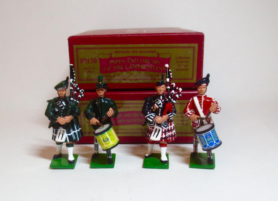 Britains Pipes and Drums #00129 and #00130 (1 of 1)