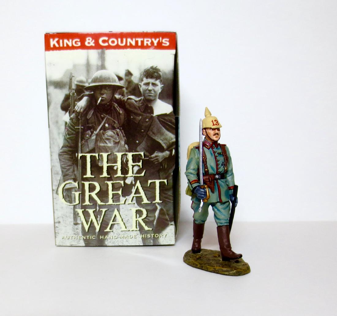 King & Country Prussian Officer with Sword: The Great War. 1 piece. Excellent condition. Box excellent.