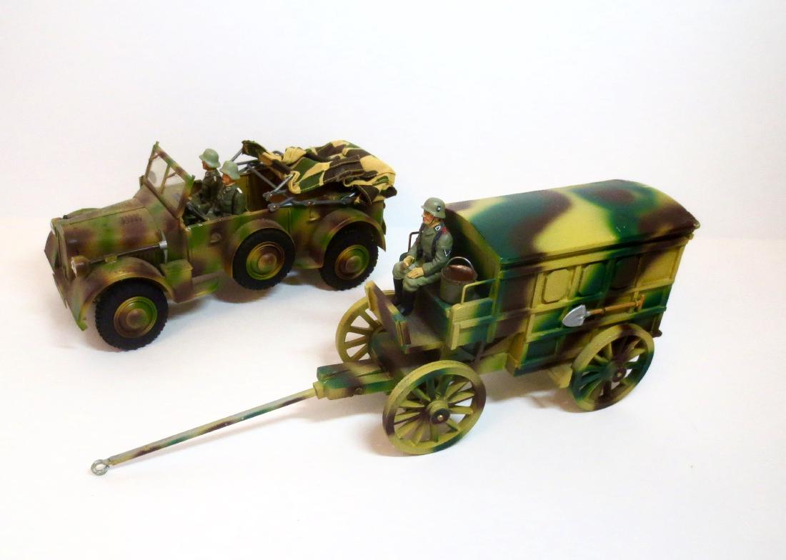 Lineol Supply Wagon and Staff Car with Soldiers (1 of 1)
