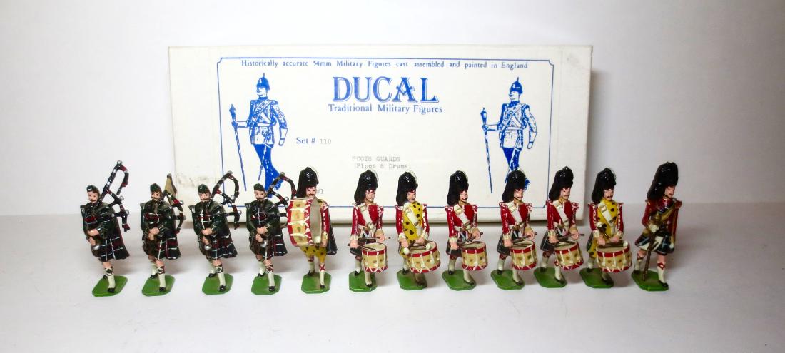 Ducal Scots Guards Pipes & Drums Set #110 (1 of 1)