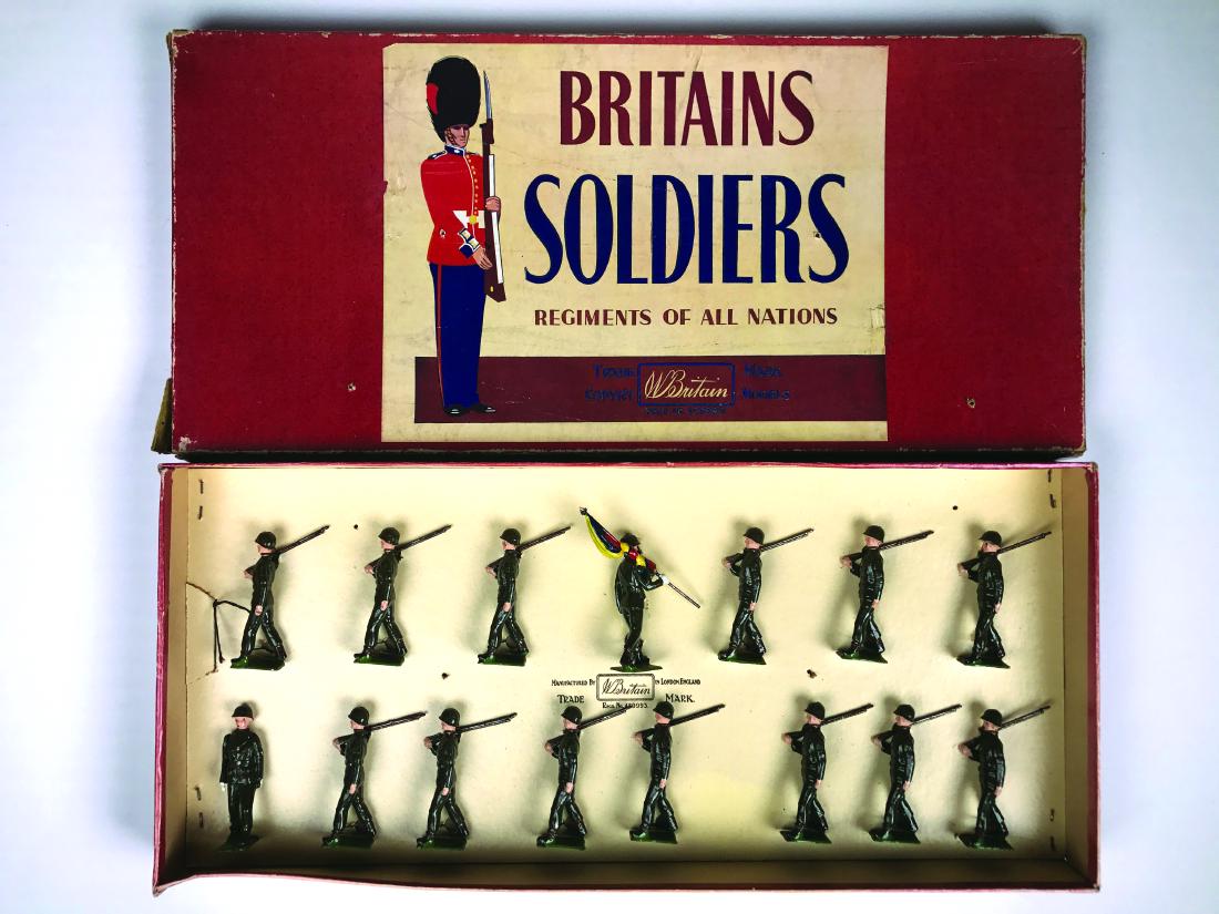 Britains Set #2105 Venezuelan Infantry Display: post war, originally tied in ROAN box. 15 Pieces. Condition Pristine, box Very Good with corner splits.