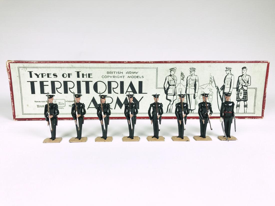 Britains Set #1541 Territorials at Present (1 of 1)