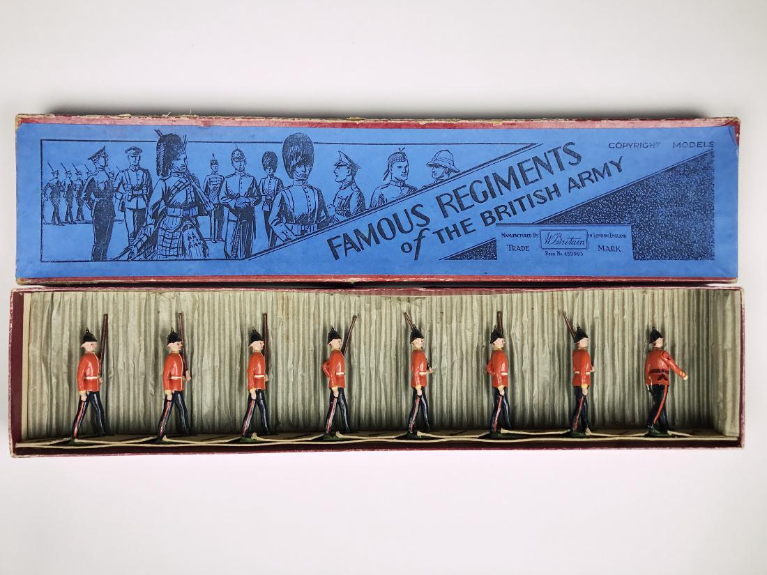 Britains Set #1583 West Yorkshire Regiment (1 of 2)