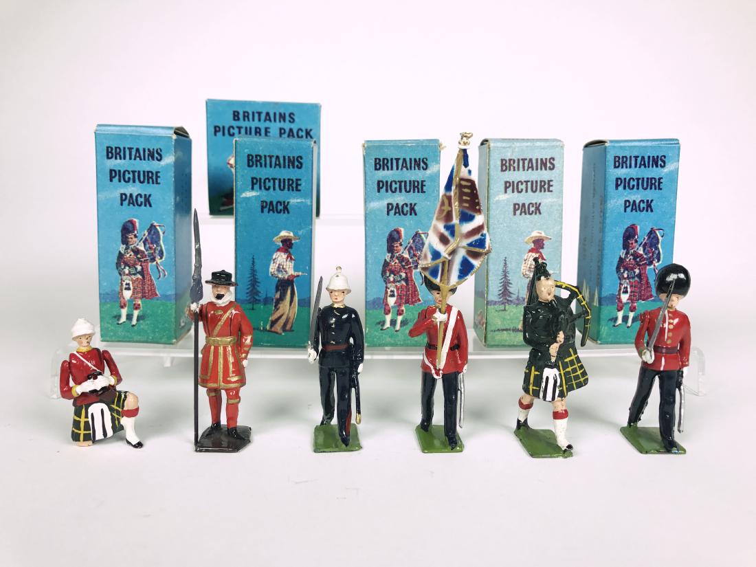Britains Picture Packs #60B Gordon Highlanders (1 of 1)