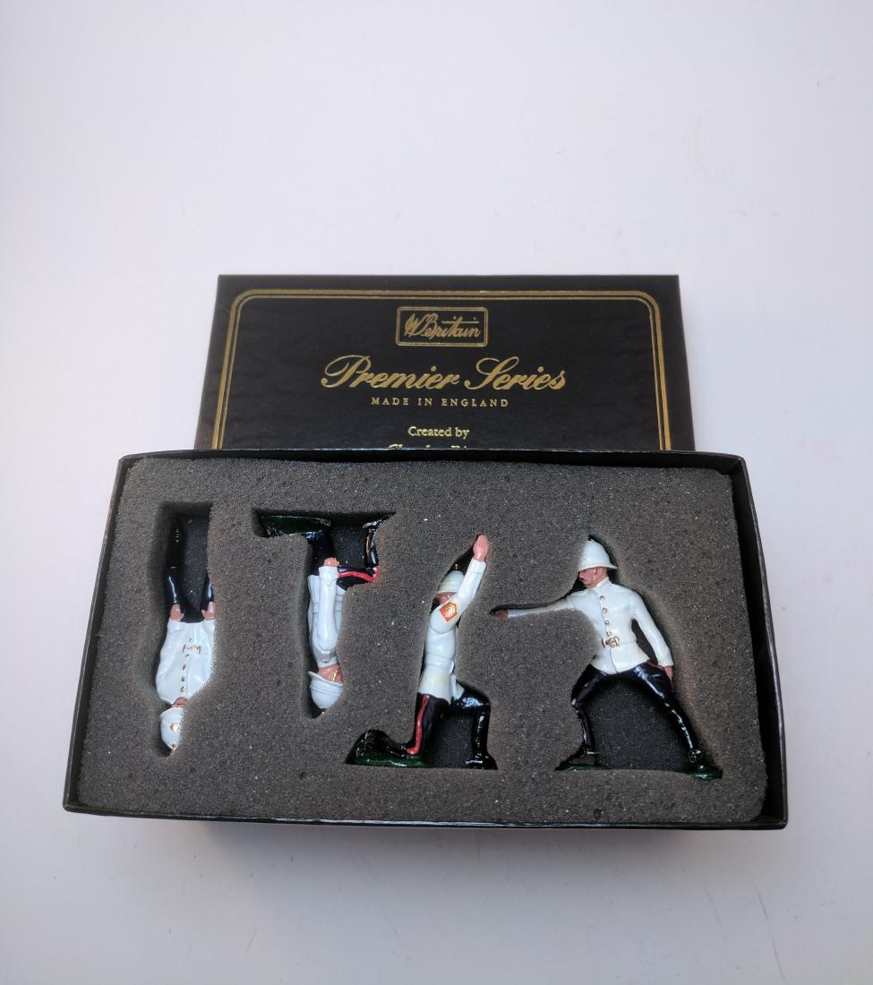 Britains Premier 8918 13 Pounder Gun & Crew: 5 Pieces Condition Excellent Box Excellent