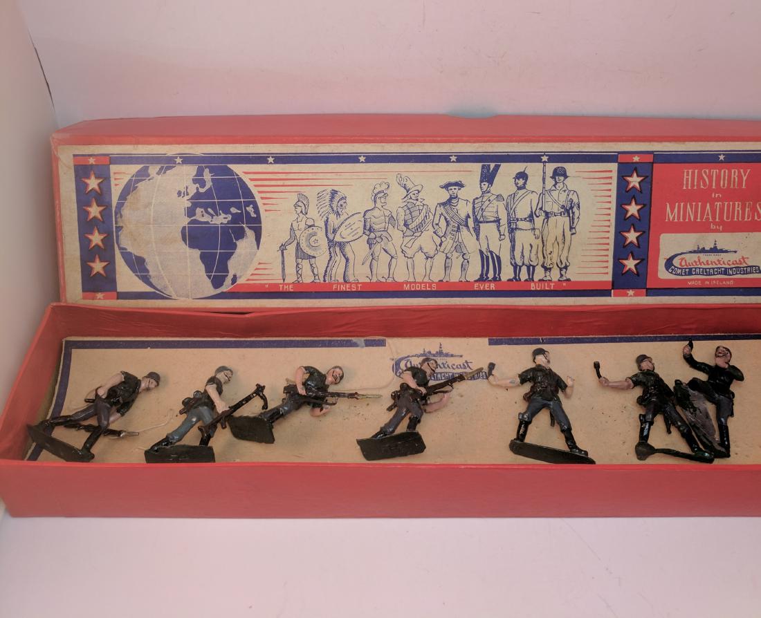 Authenticast 711 German Raiding Party 1945 (1 of 1)