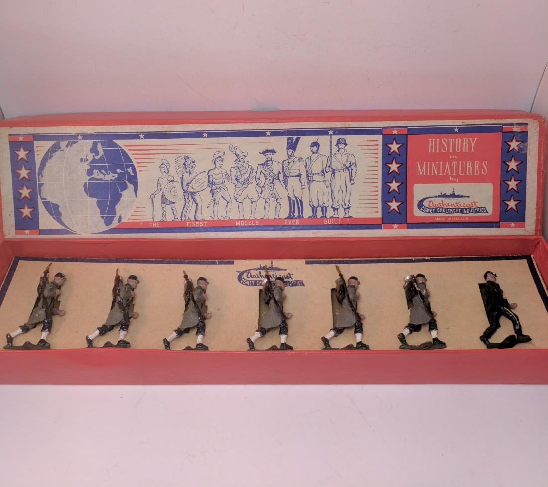 Authenticast 1053 Austria Bosnian Infantry: 7 Pieces Condition Very Good Box Very Good (One broken gun tip)