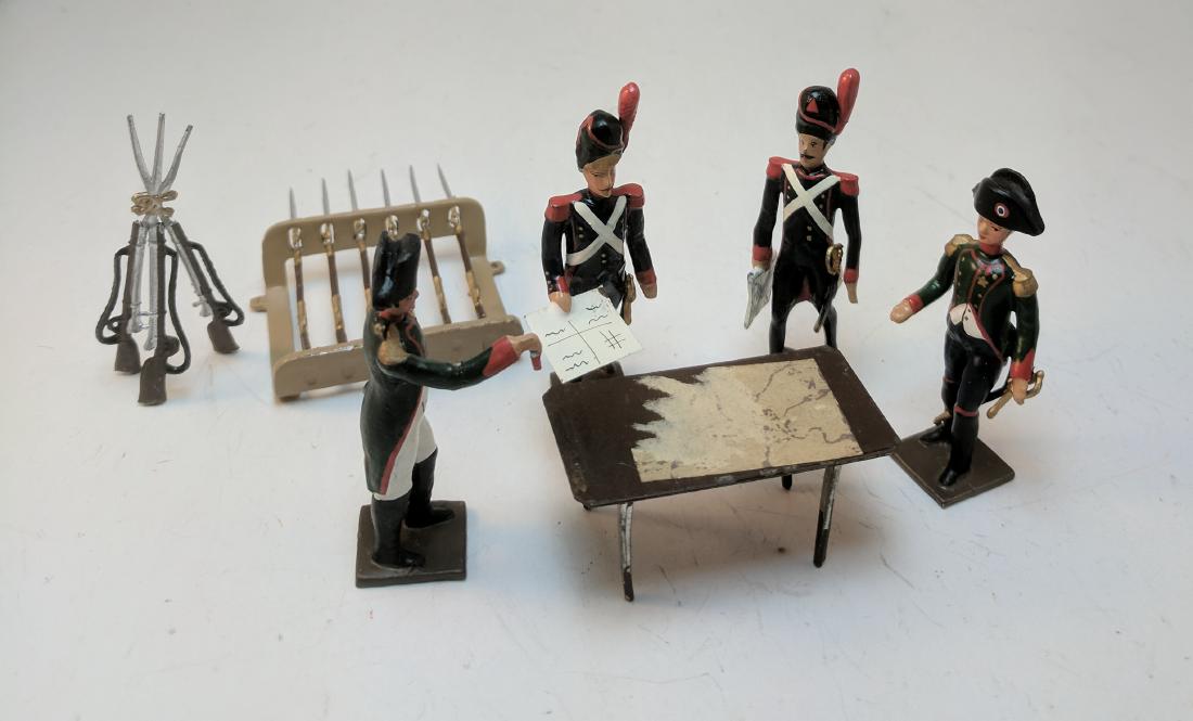 Mignot Napoleonic Officers Reading Map (1 of 1)