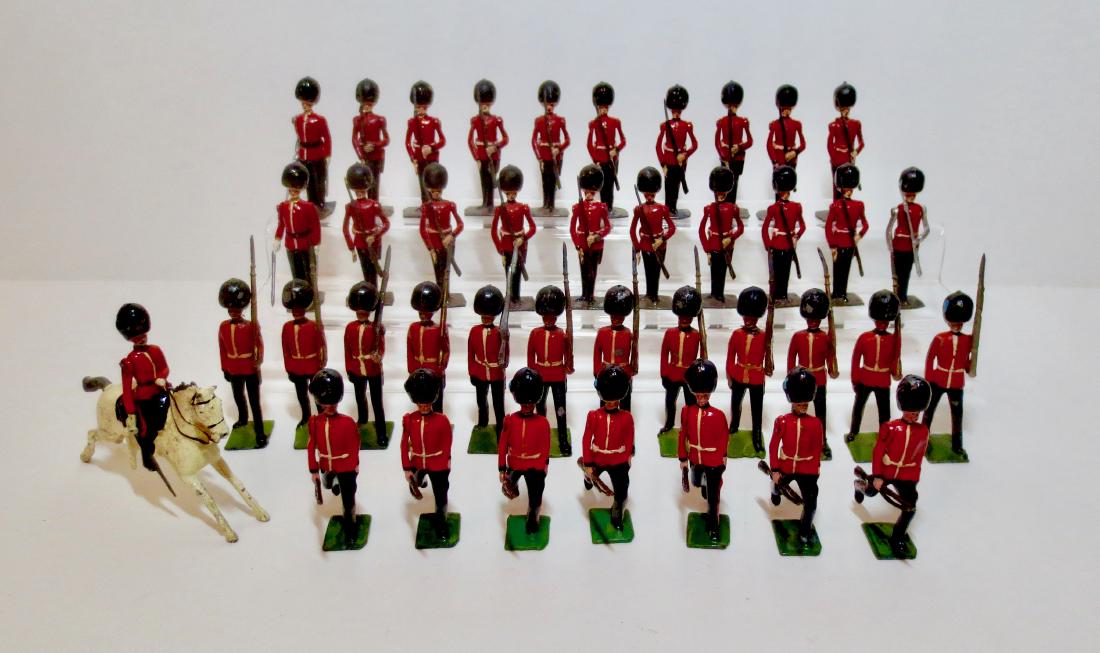 Britains Irish Guards Display Assortment (1 of 1)