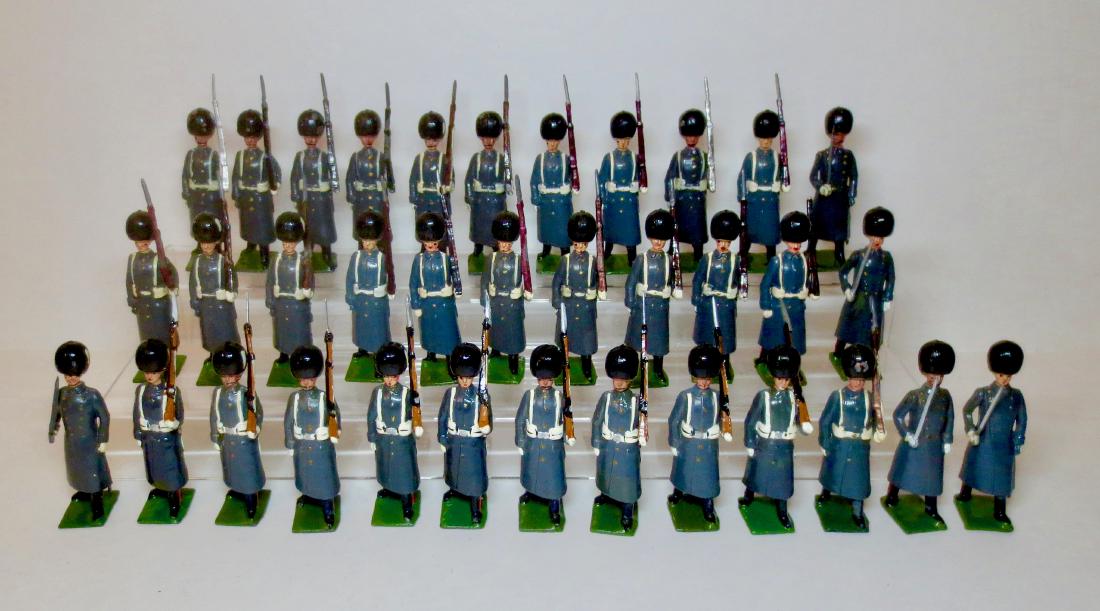 Britains from Set #312 Grenadier Guards (1 of 1)