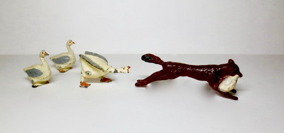 Johillco Running Fox with Goose plus 3 Geese (1 of 1)