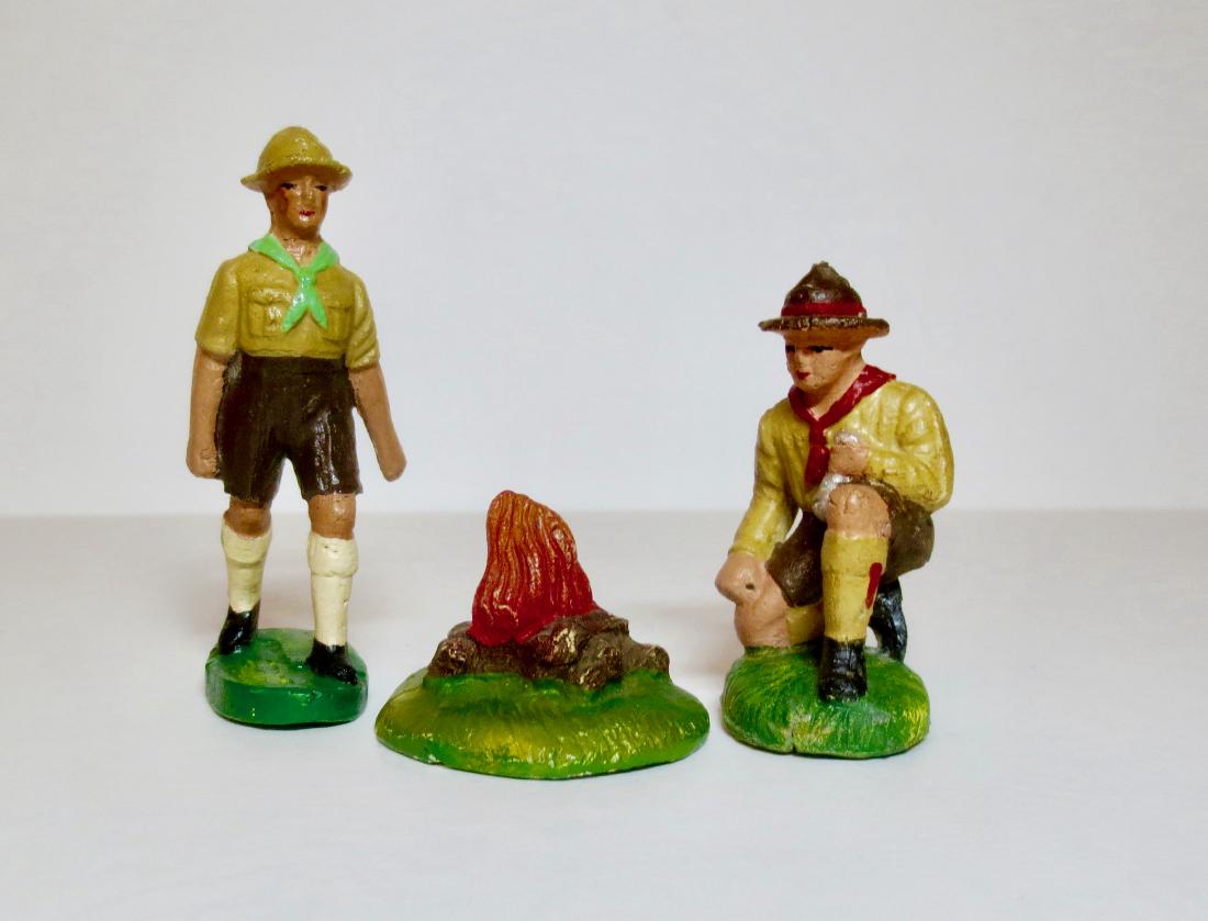 Durso and other Boy Scouts and Camp Fire (1 of 1)