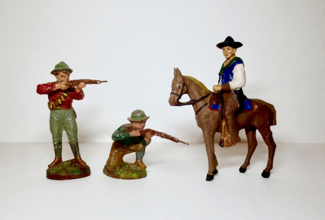 Elastolin Cowboys Mounted and on Foot (1 of 1)