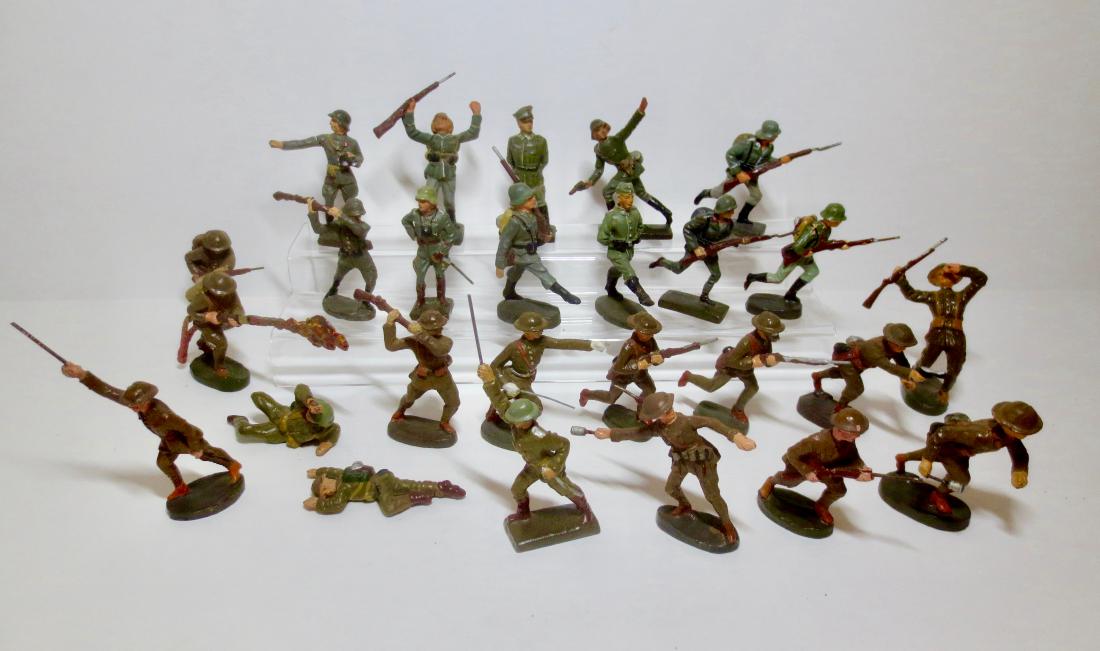Elastolin & Lineol World War Troops in Battle (1 of 1)