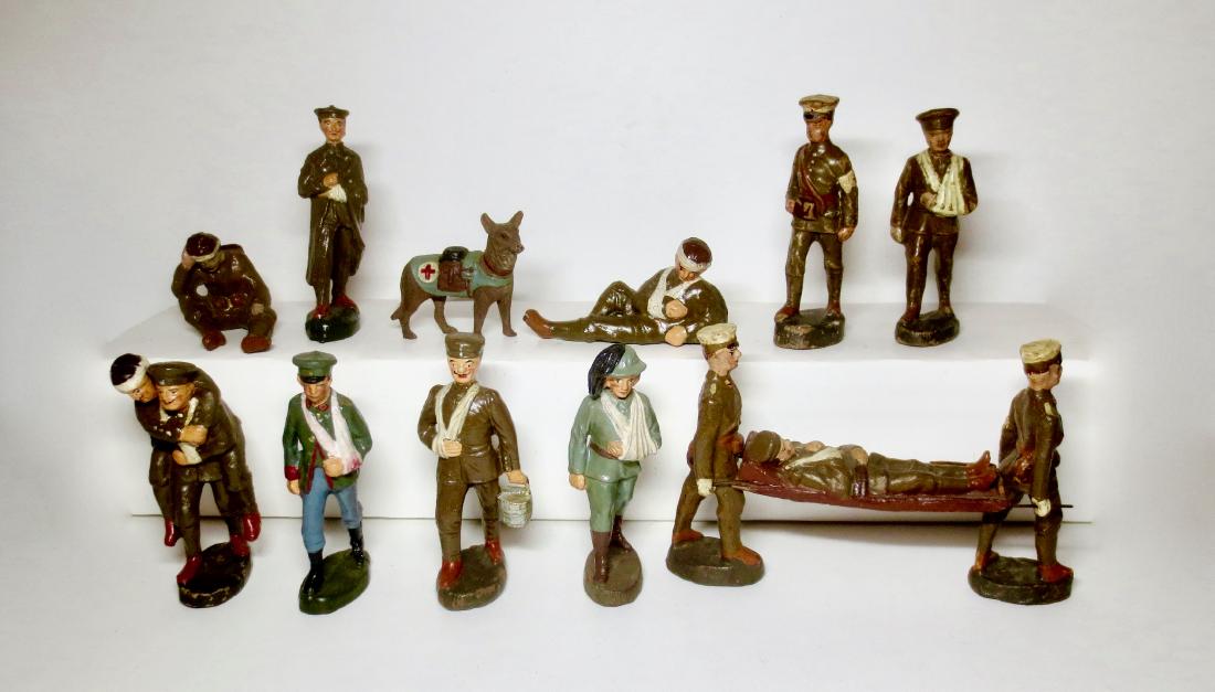 Elastolin Medics and Wounded Assortment (1 of 1)