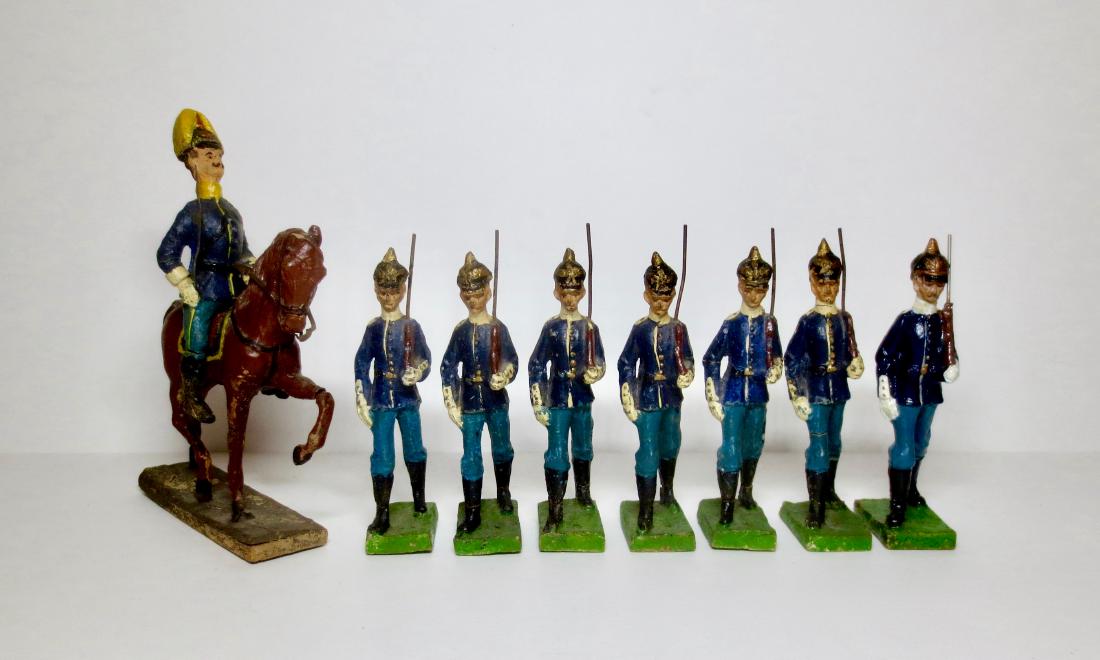 Elastolin Marines Marching with Mounted Officer (1 of 1)