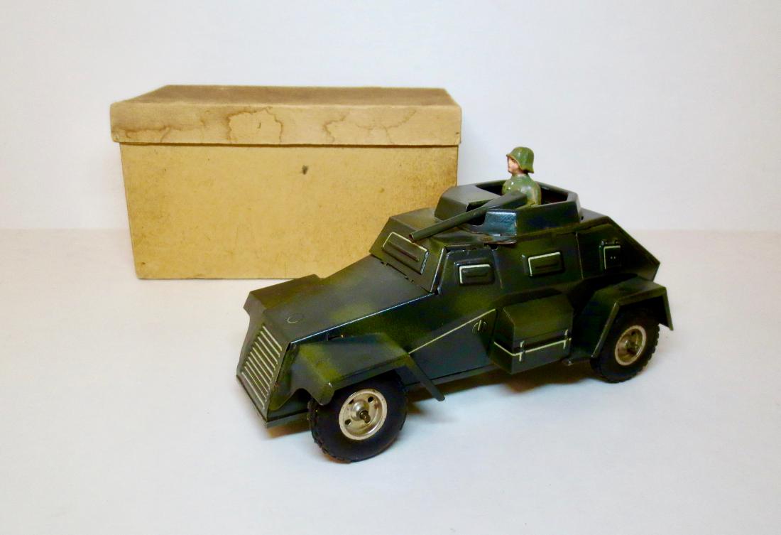 Tippco Tin Wind-up Panzer and Box (1 of 1)
