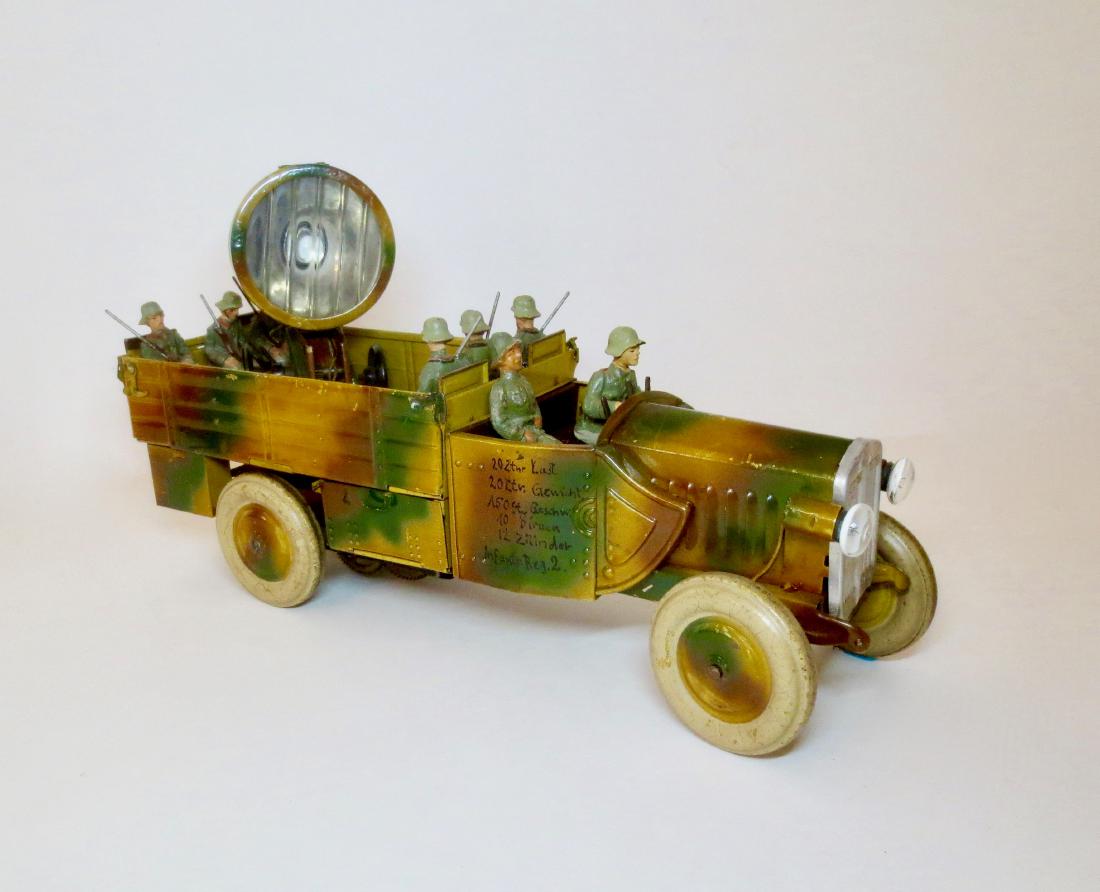 Lineol Tin Wind-up Searchlight Truck #1010 (1 of 1)