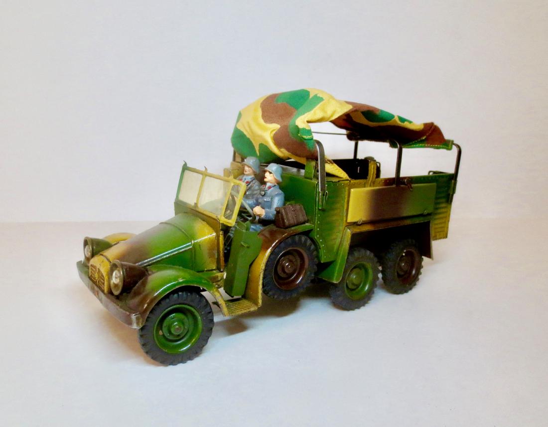 Lineol Tin WW2 Covered Truck (1 of 1)