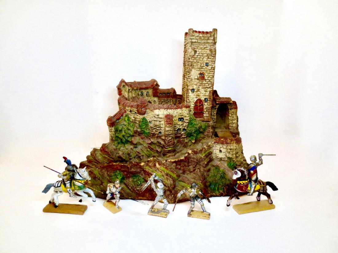 Lineol Knights with Medieval Castle (1 of 1)